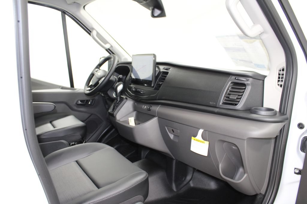 New 2026 Ford Transit 250 148 Medium Roof w/ Load Area Protection Package RWD image 26