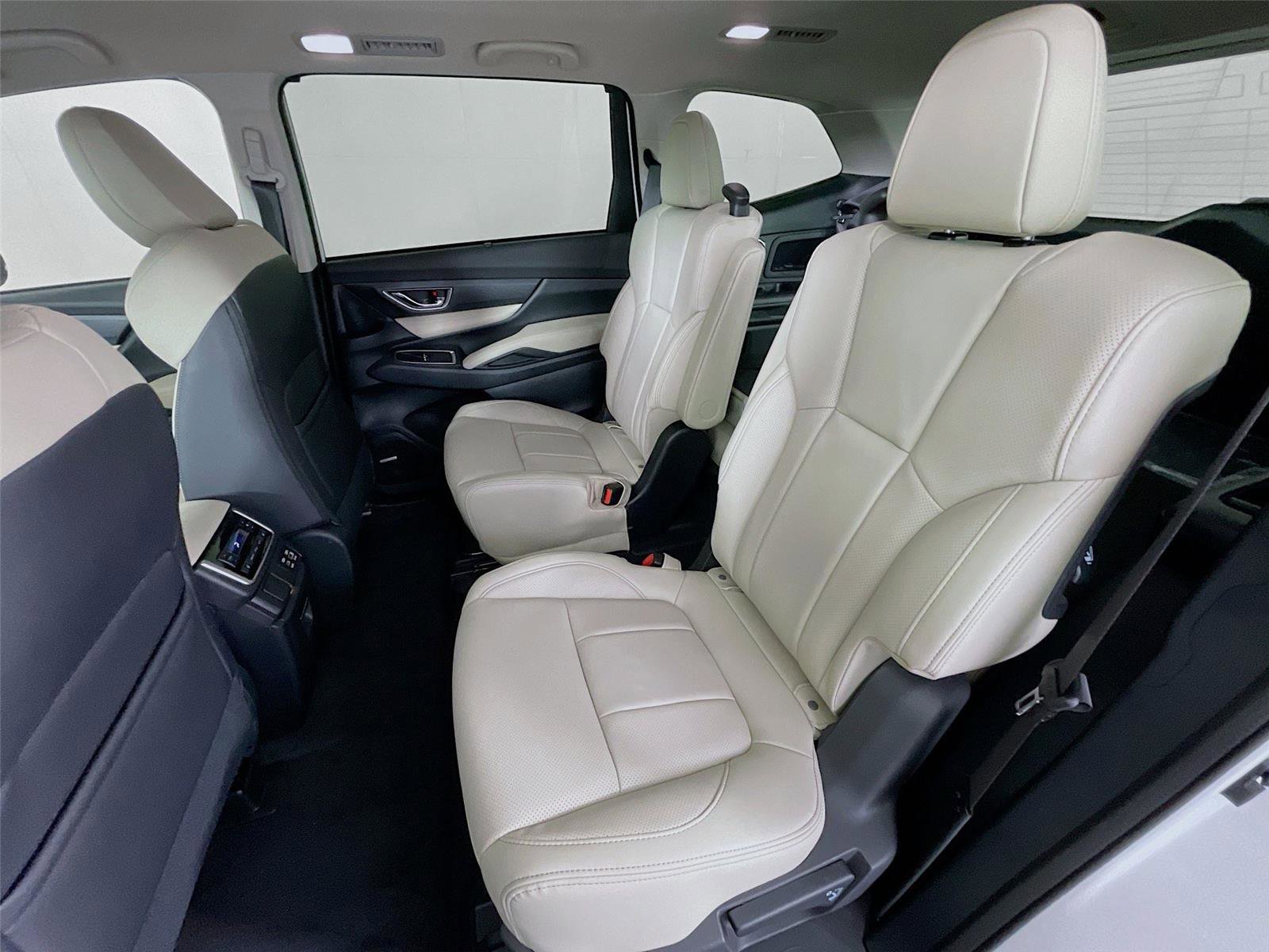 New 2026 Subaru Ascent Limited AWD/4WD image 15