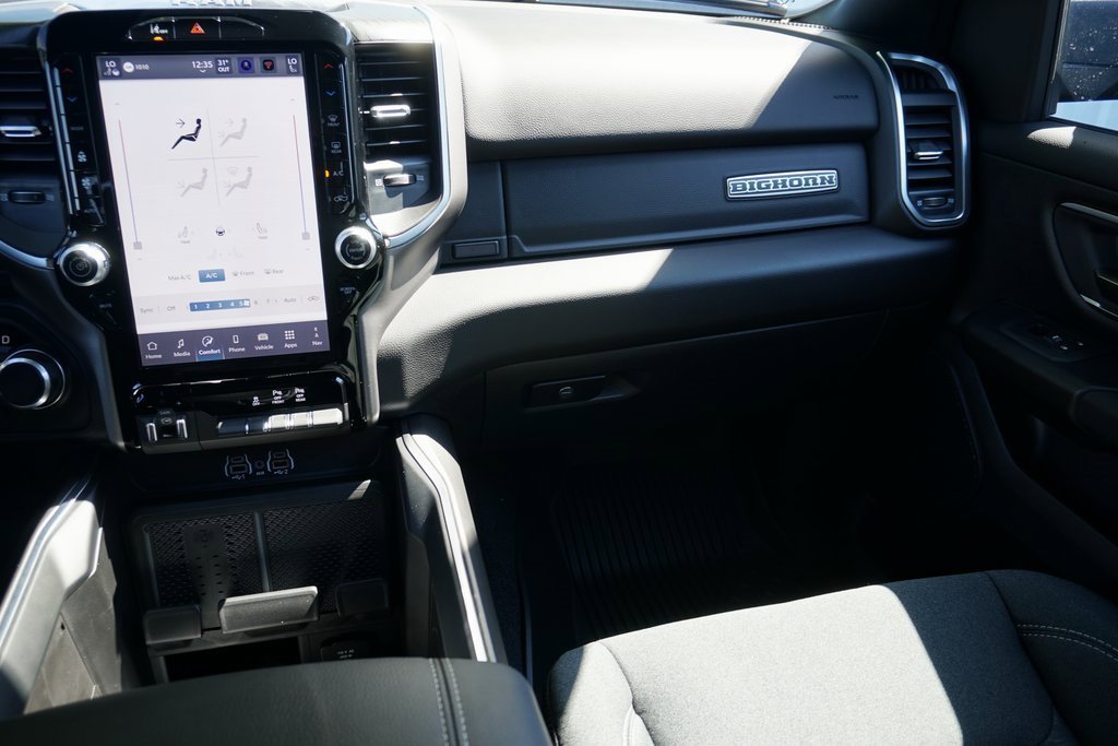 New 2026 RAM 1500 4x4 Crew Cab image 22