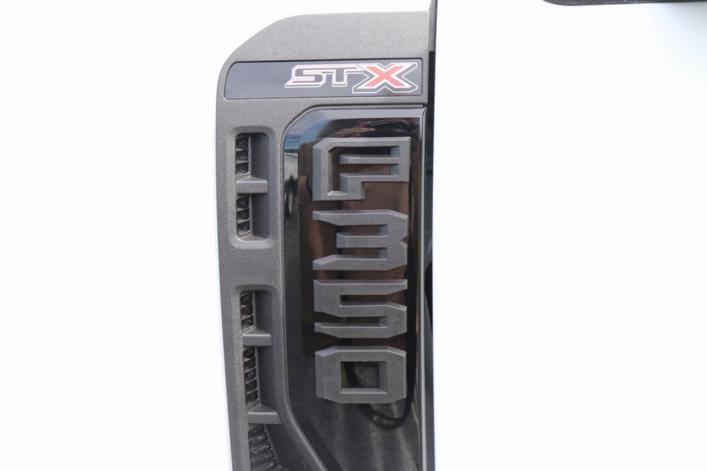 New 2026 Ford F350 4x4 Crew Cab Super Duty image 8