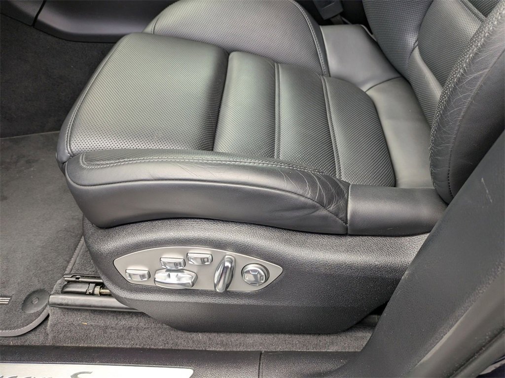 Used 2022 Porsche Macan S image 14