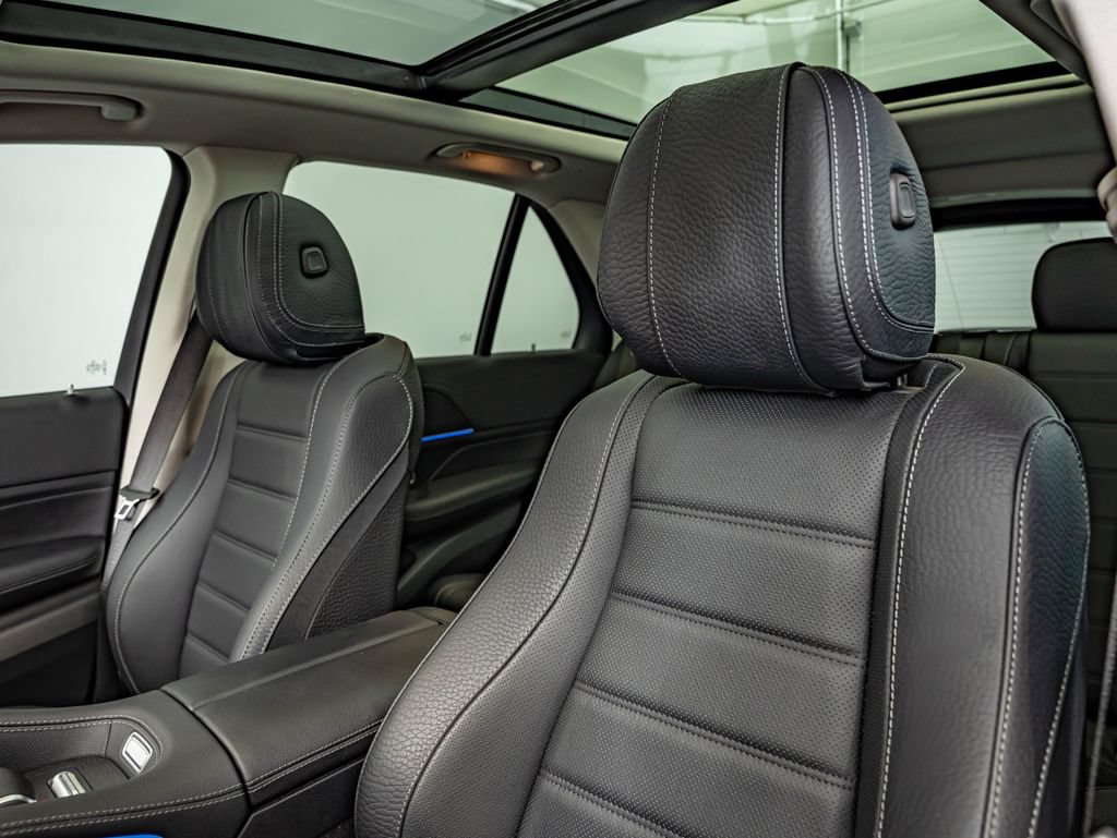 Certified 2025 Mercedes-Benz GLE 580 4MATIC image 35