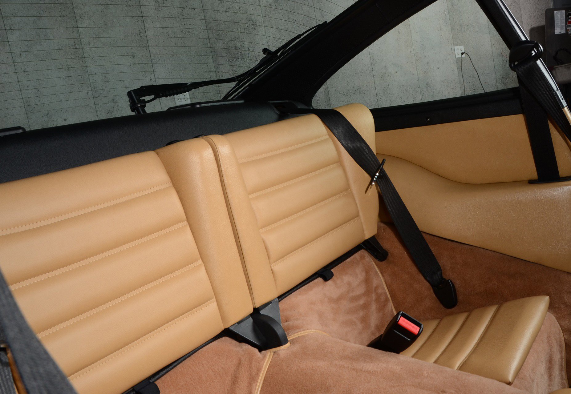 Used 1994 Porsche 911 Turbo image 26