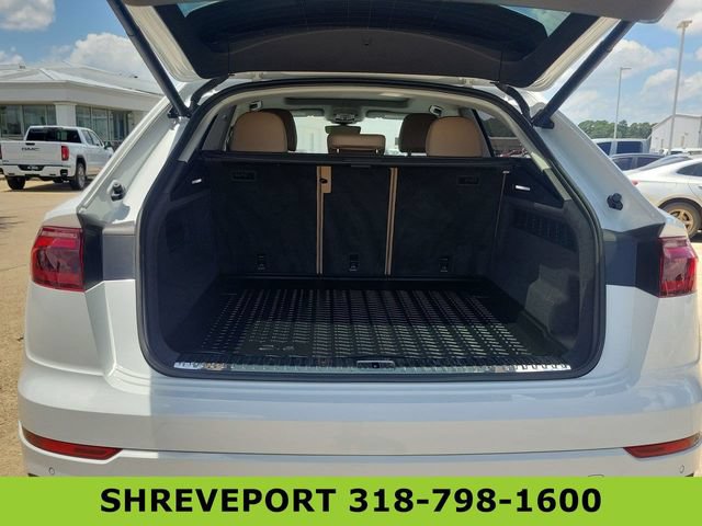 Used 2024 Audi Q8 Premium Plus AWD/4WD image 27