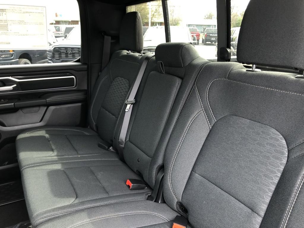 New 2026 RAM 1500 4x4 Crew Cab image 19