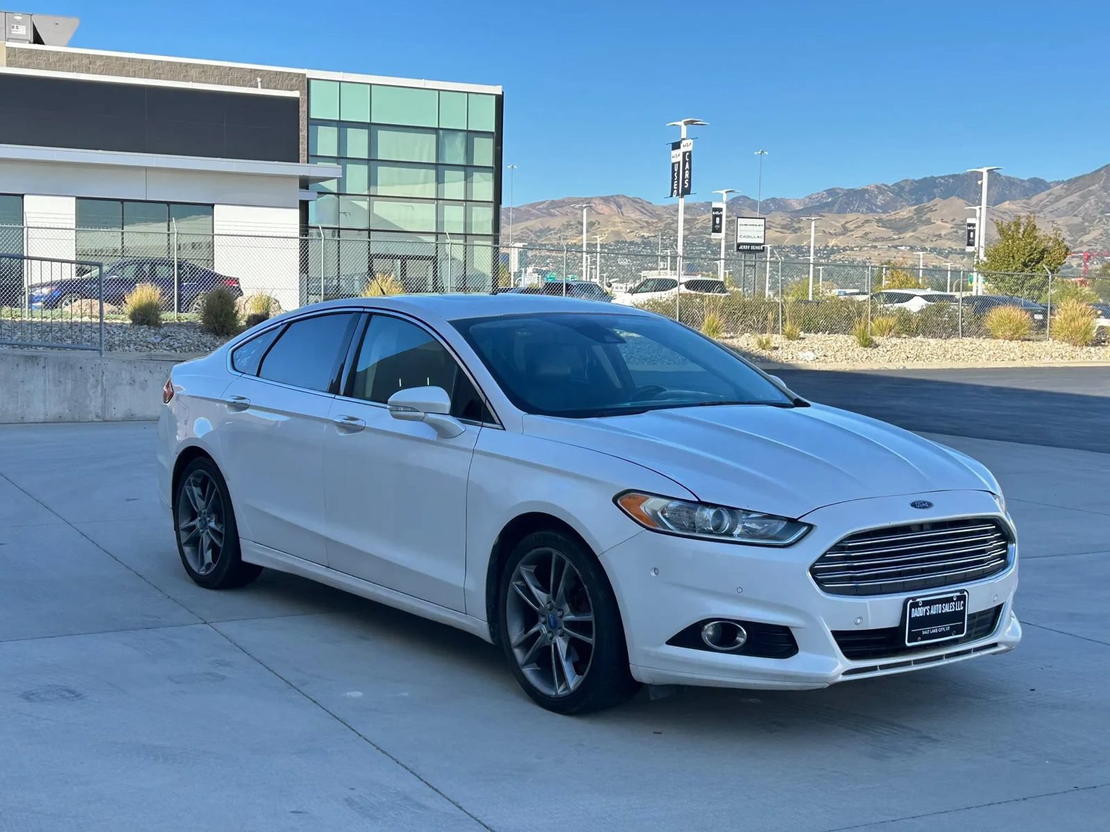 Used 2013 Ford Fusion Titanium w/ Titanium Driver Assist Pkg FWD image 7