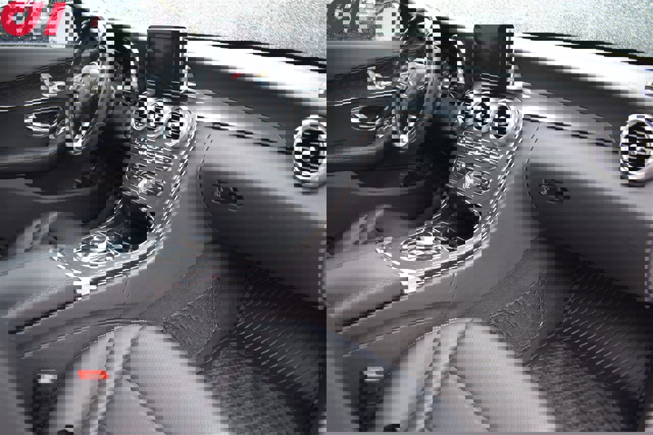 Used 2017 Mercedes-Benz C 300 Sedan image 11