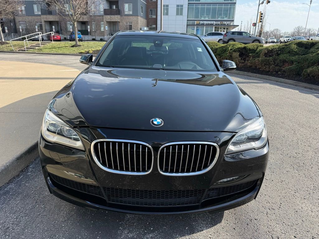 Used 2013 BMW 750Li image 10