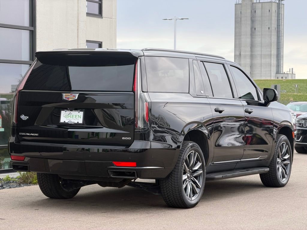 Used 2022 Cadillac Escalade ESV Sport w/ Touring Package AWD/4WD image 5