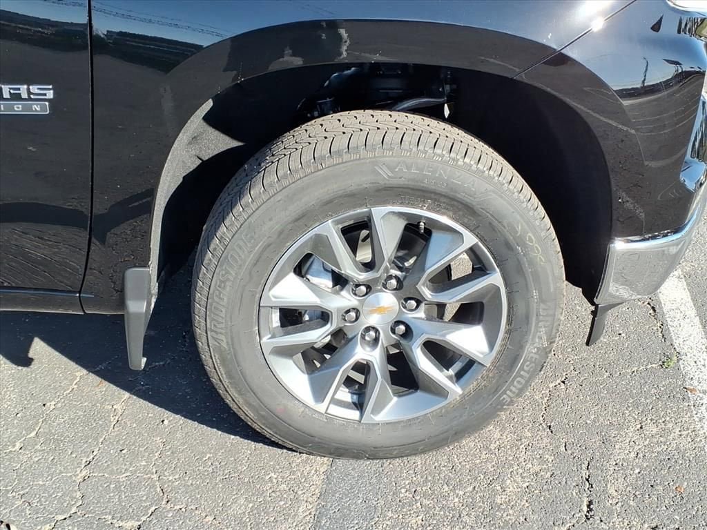 New 2026 Chevrolet Silverado 1500 LT w/ Texas Edition Plus AWD/4WD image 8