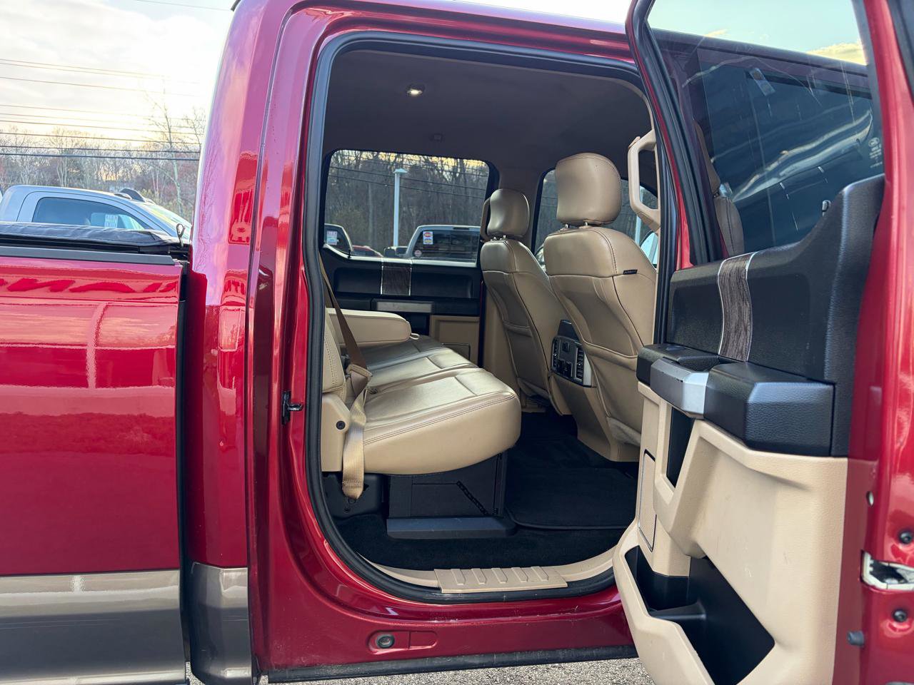 Used 2017 Ford F250 Lariat w/ Tow Technology Bundle AWD/4WD image 41