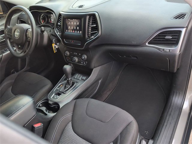 Used 2019 Jeep Cherokee Latitude w/ Popular Appearance Group image 26