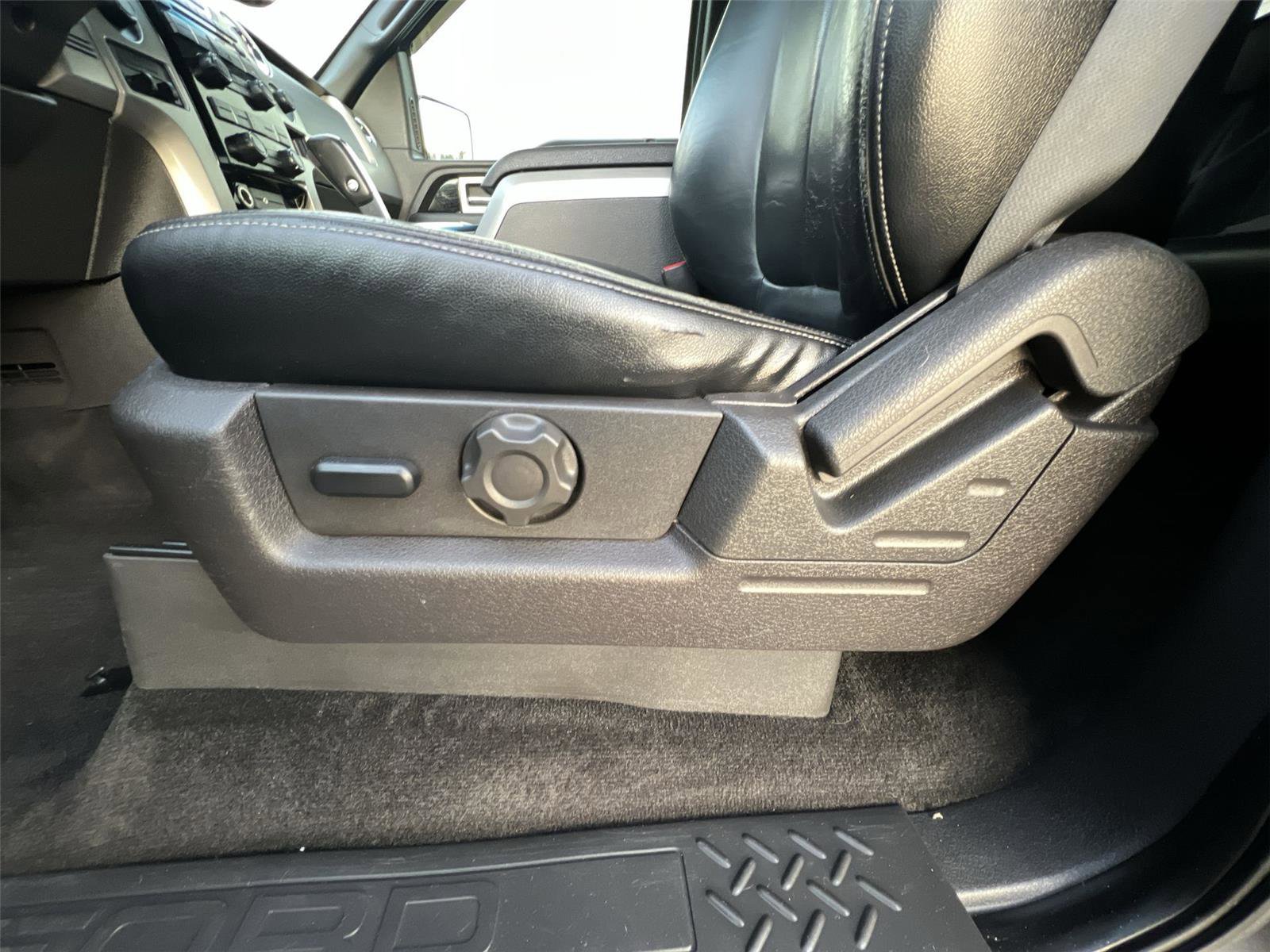 Used 2010 Ford F150 FX4 image 12