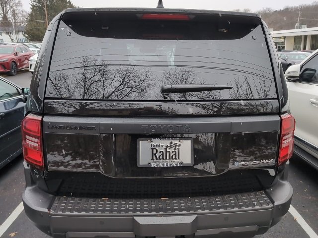 Used 2024 Toyota Land Cruiser 1958 image 4