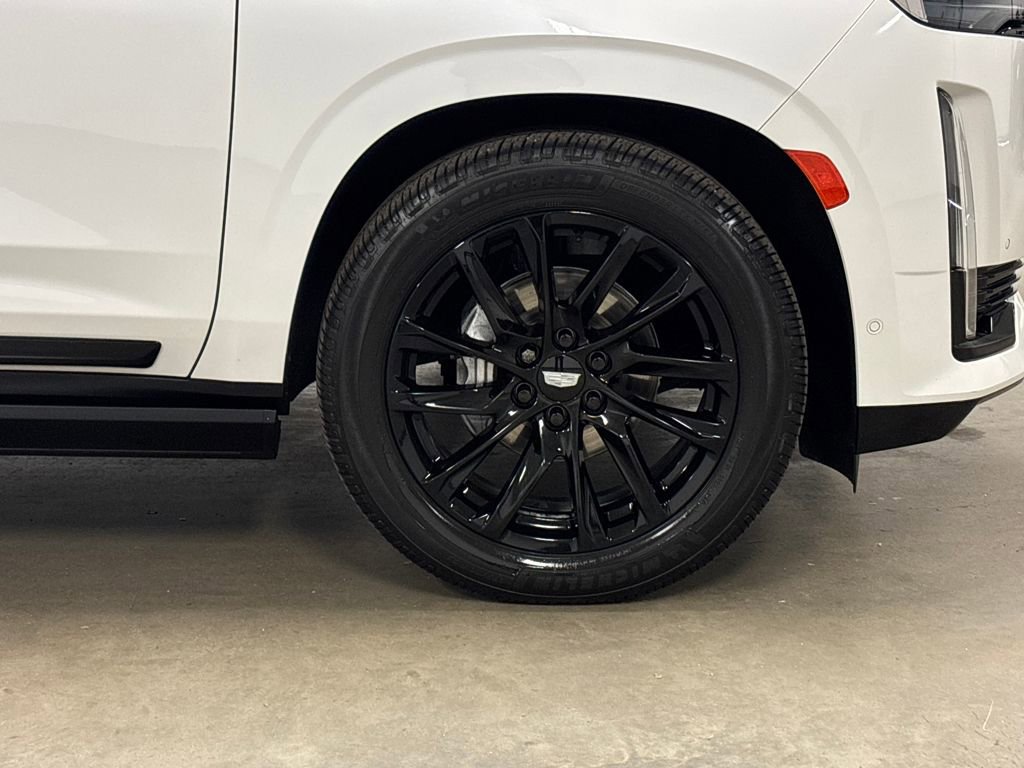 Certified 2023 Cadillac Escalade Sport w/ LPO, ONYX Package image 24