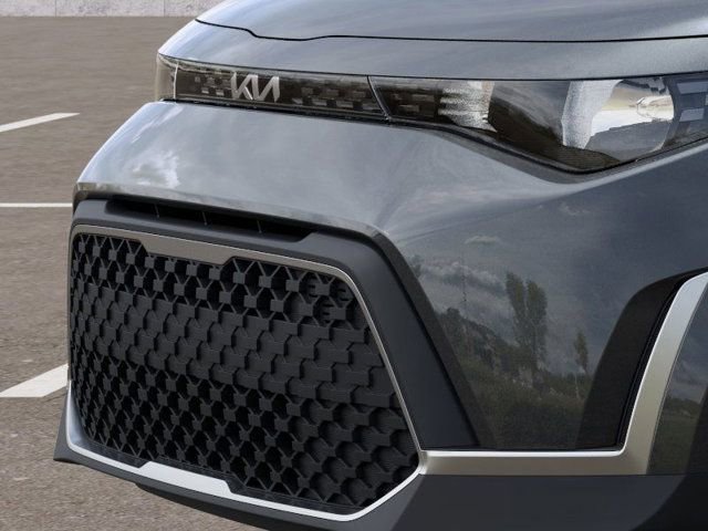 Used 2025 Kia Soul LX FWD image 12