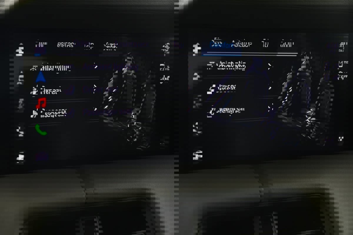 Used 2020 Porsche Taycan 4S image 41