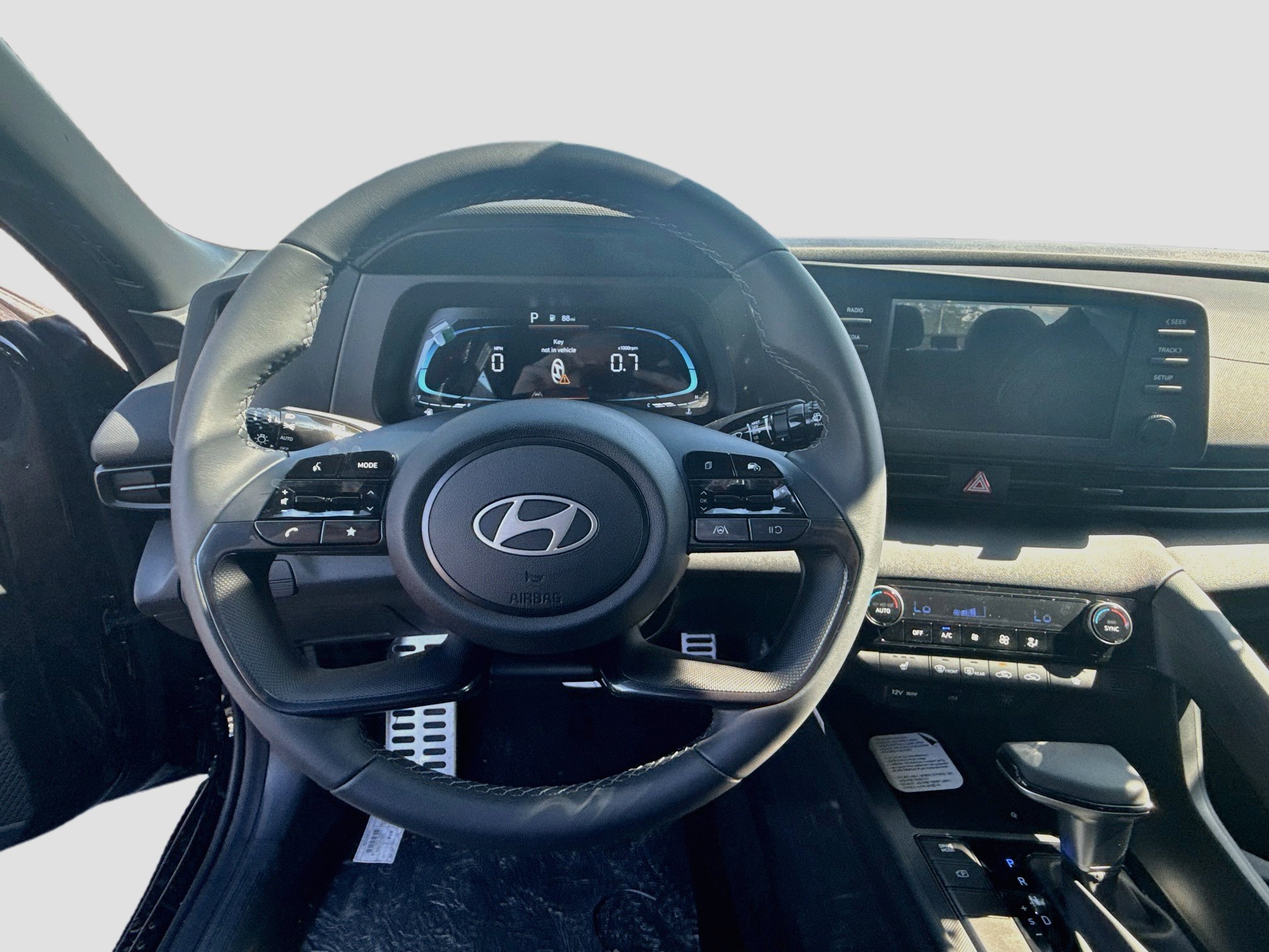 New 2026 Hyundai Elantra SEL Sport FWD image 8