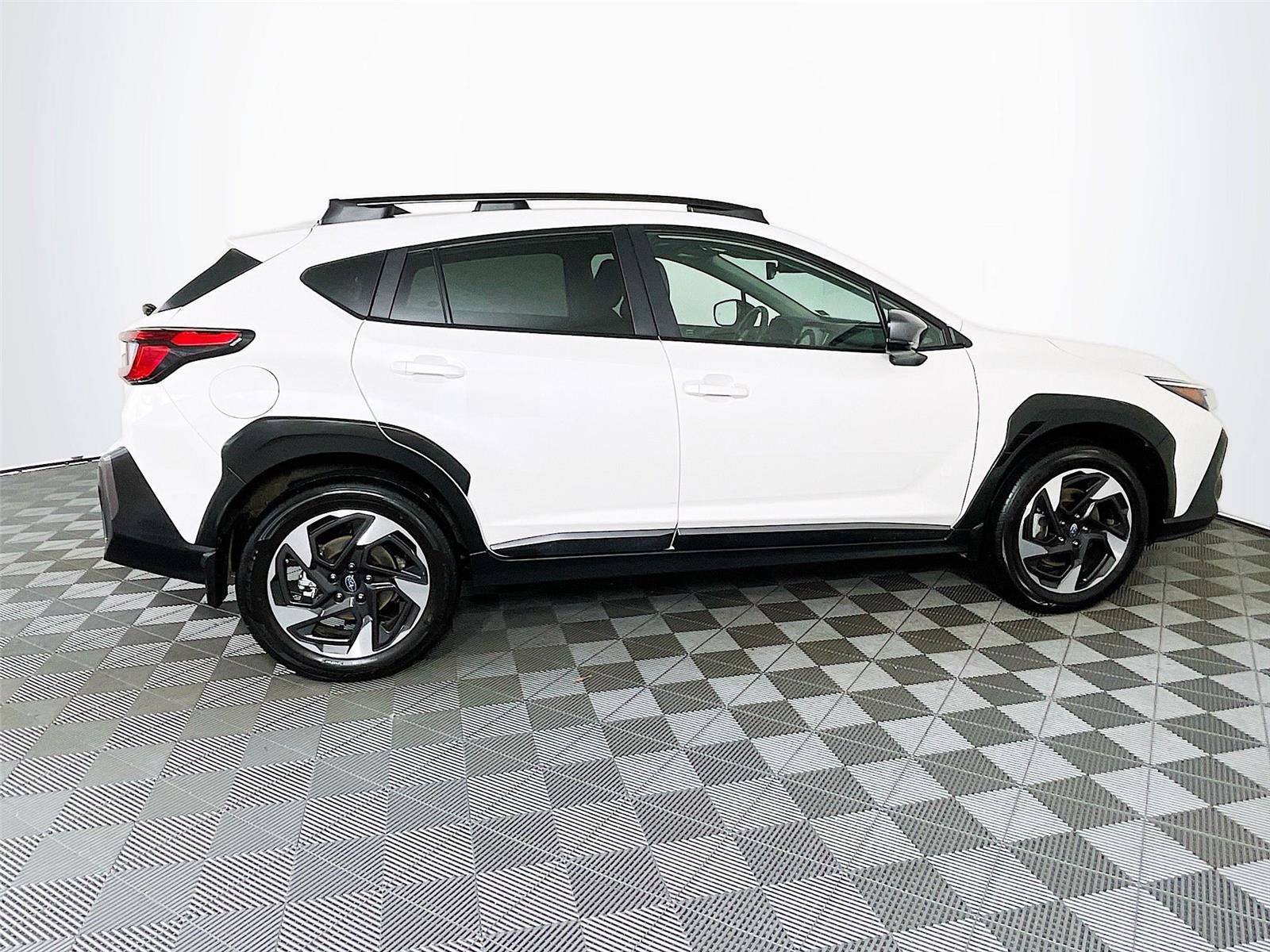 Certified 2025 Subaru Crosstrek 2.5i Limited w/ Popular Package #4A image 11