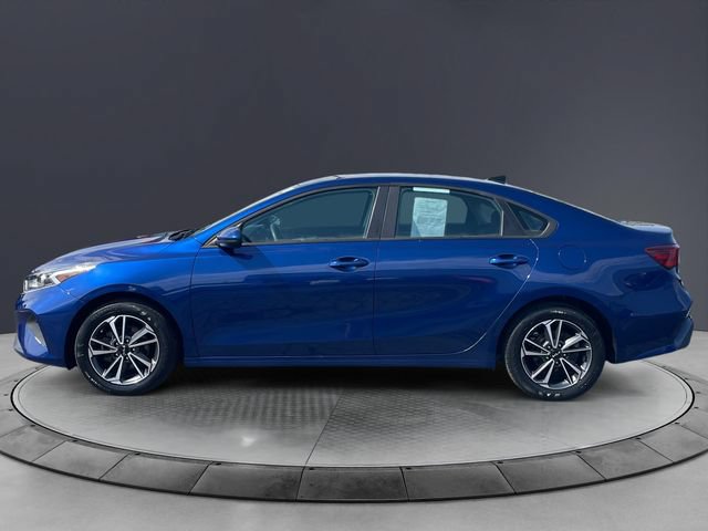 Used 2023 Kia Forte LXS FWD image 2