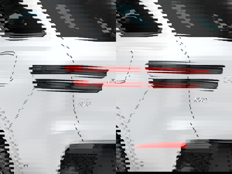 New 2025 Genesis GV70 2.5T w/ Sport Prestige Package image 10