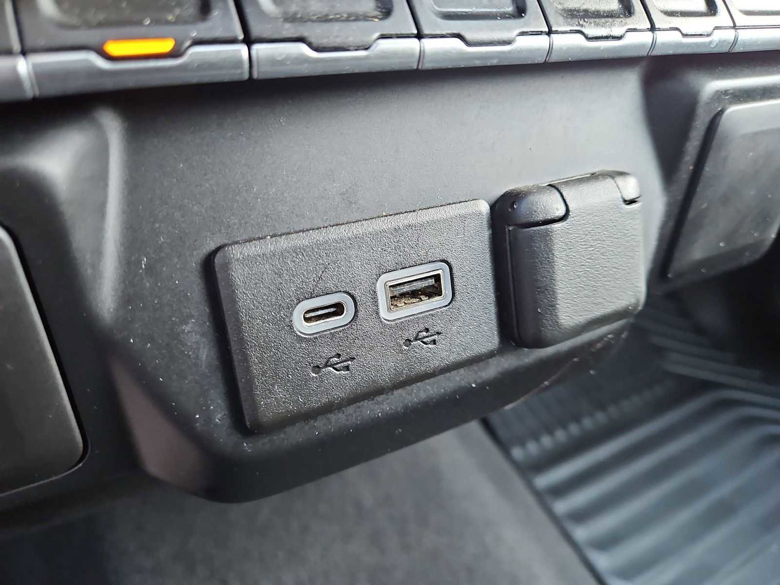 Certified 2022 GMC Sierra 1500 Elevation image 30