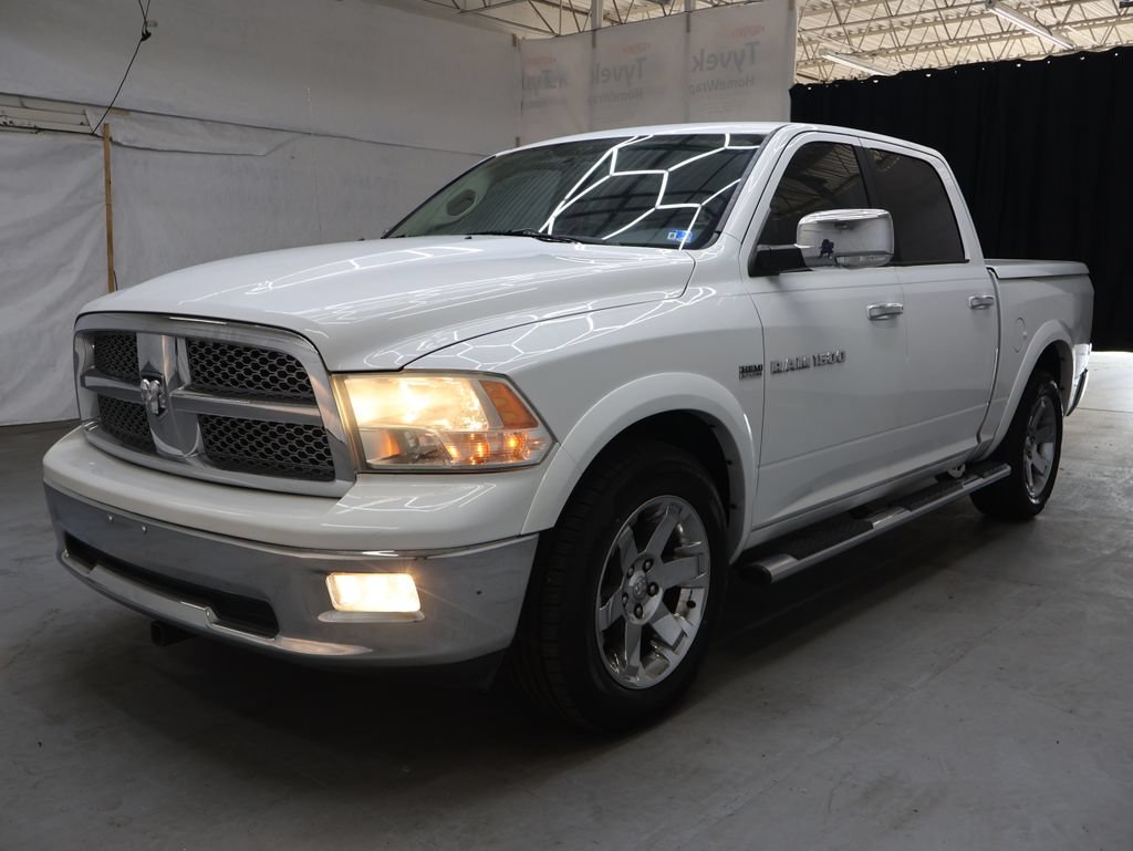 Used 2012 RAM 1500 Laramie RWD image 3