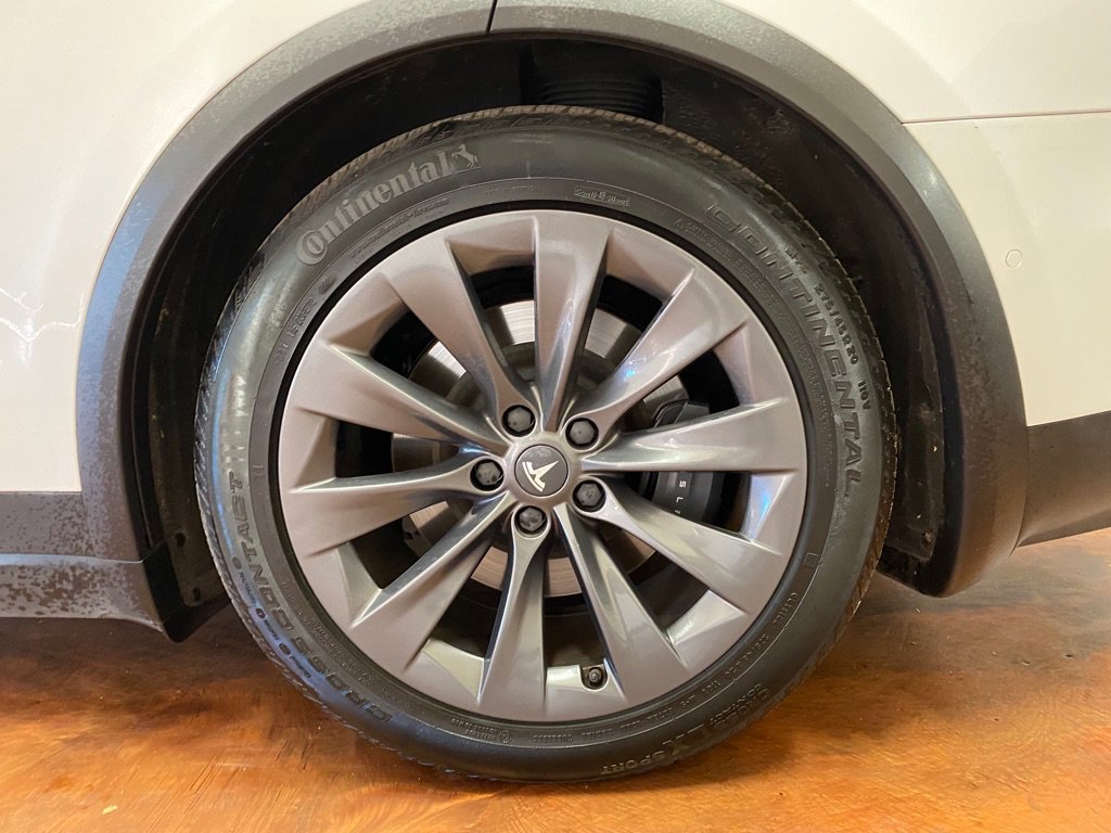 Used 2018 Tesla Model X AWD/4WD image 11