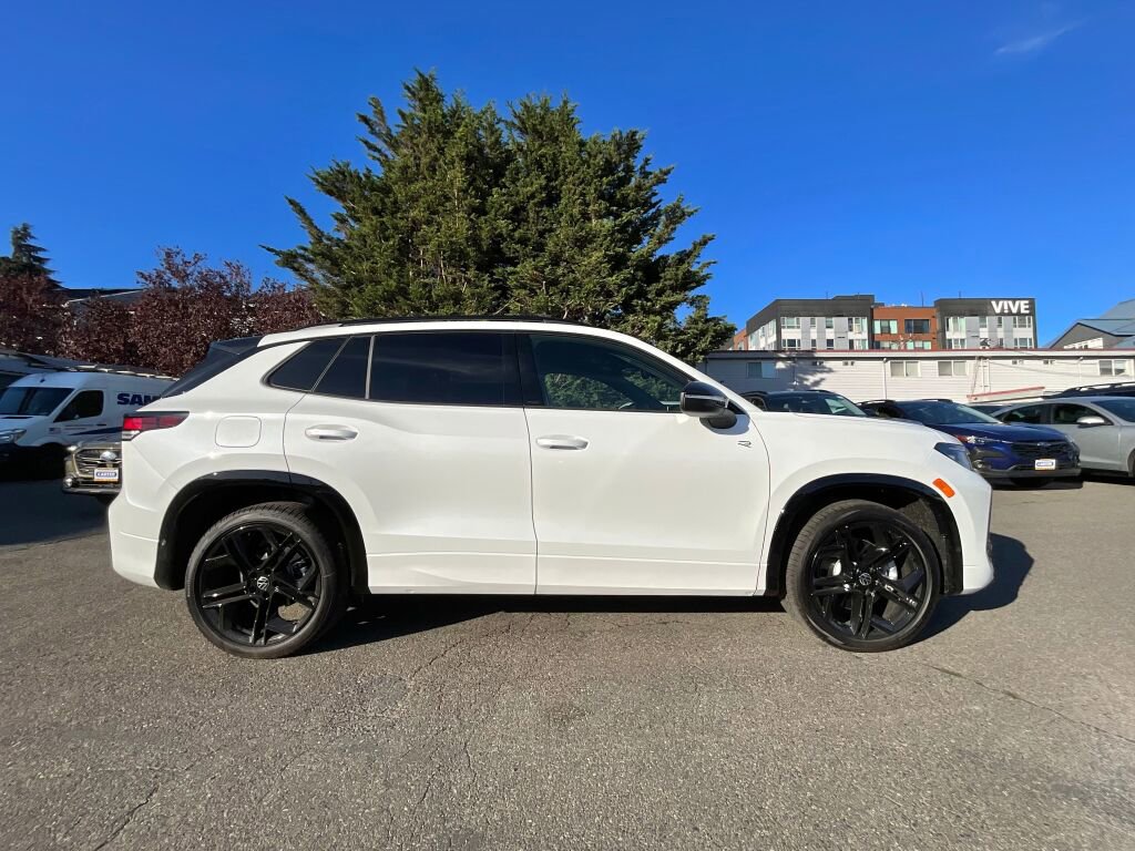 New 2025 Volkswagen Tiguan SE R-Line image 9