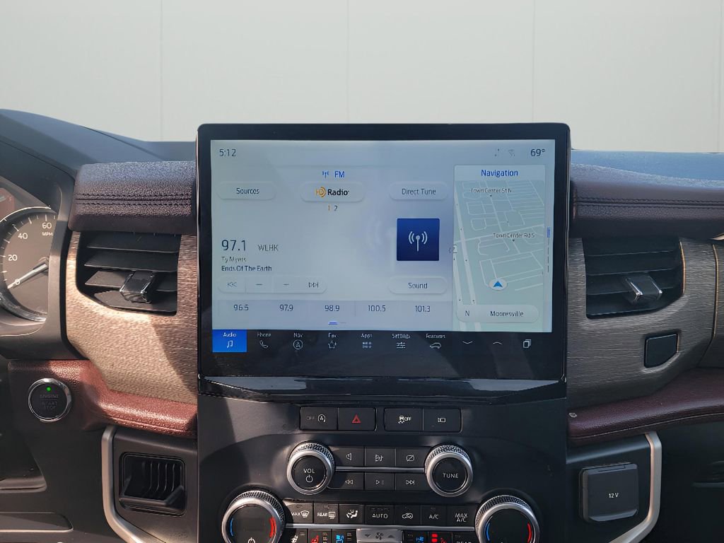 Used 2024 Ford Expedition Max Limited image 20