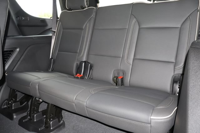 New 2026 GMC Yukon Elevation w/ Elevation Premium Package RWD image 15