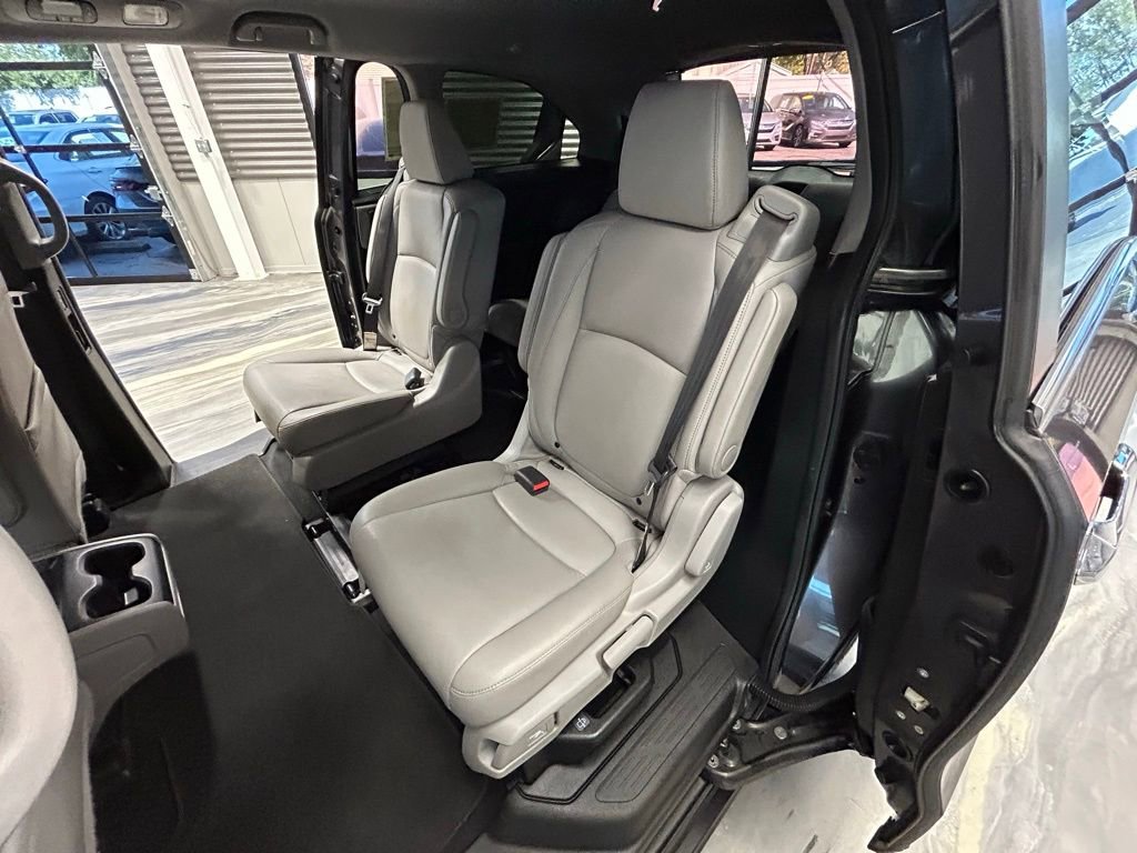 Used 2019 Honda Odyssey EX-L image 9