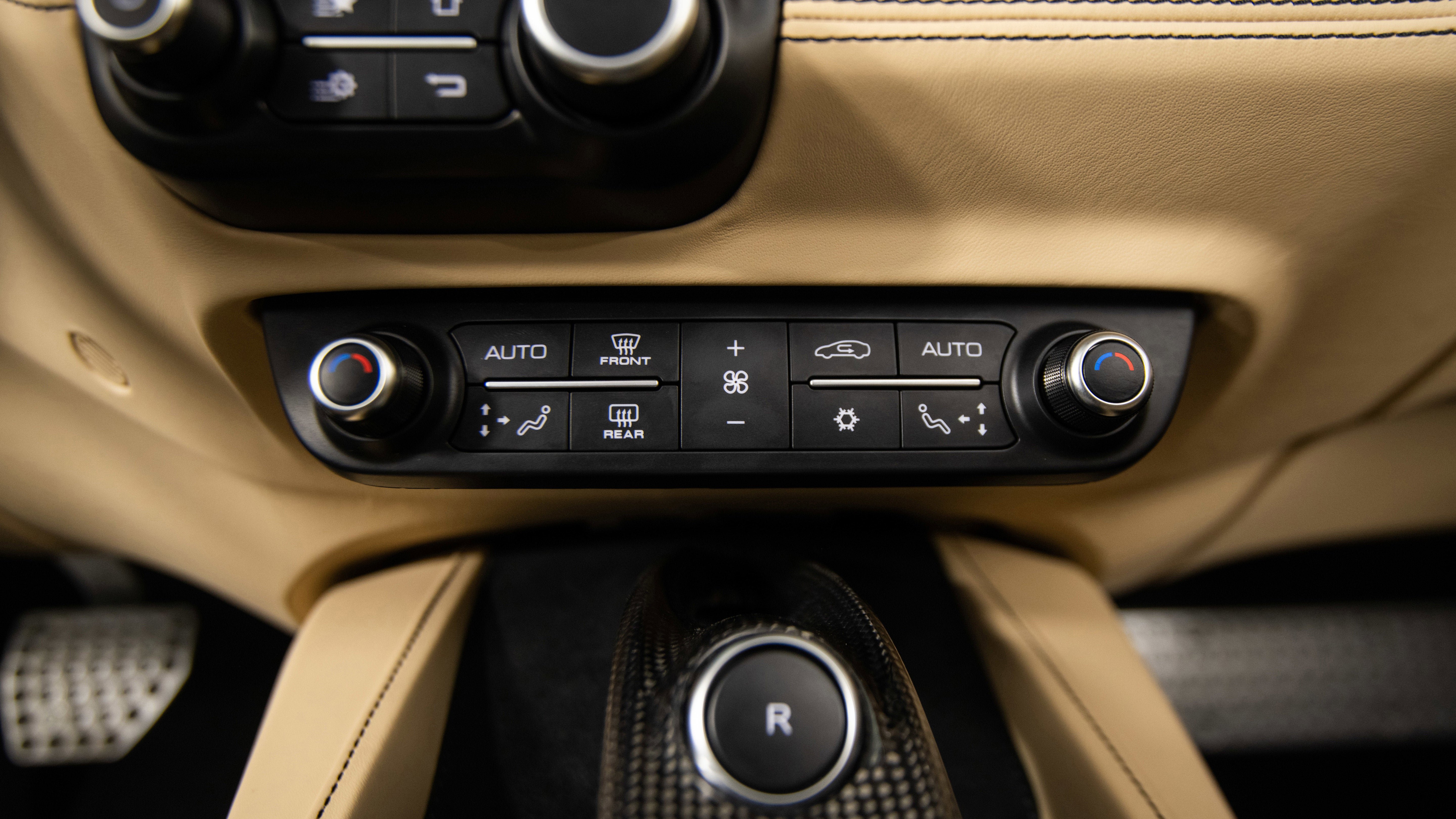 Certified 2022 Ferrari Portofino M image 43