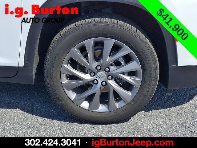 Used 2026 Buick Enclave Preferred AWD/4WD image 8