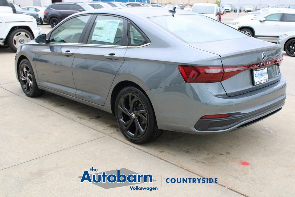 New 2026 Volkswagen Jetta SE FWD image 4
