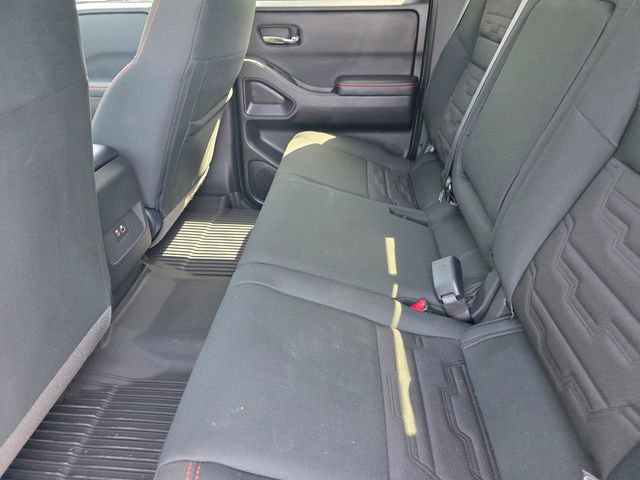 Used 2025 Nissan Frontier PRO-4X image 12