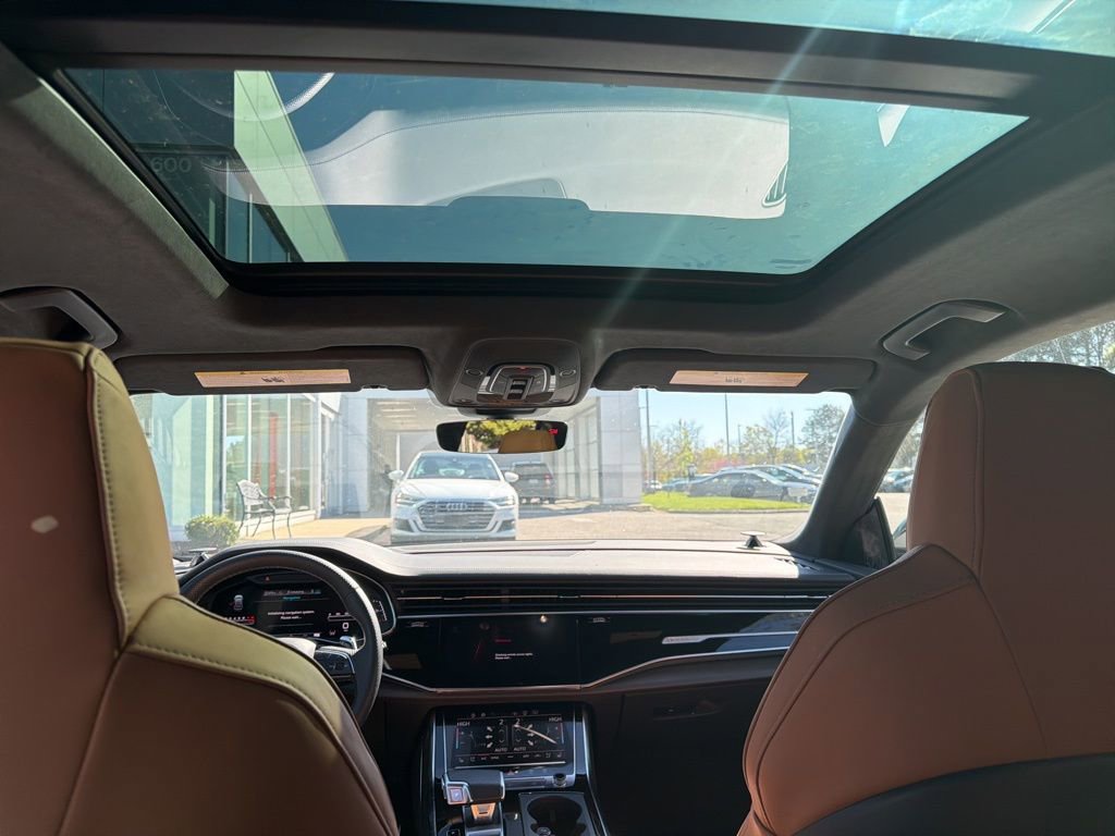 Used 2023 Audi RS Q8 image 19