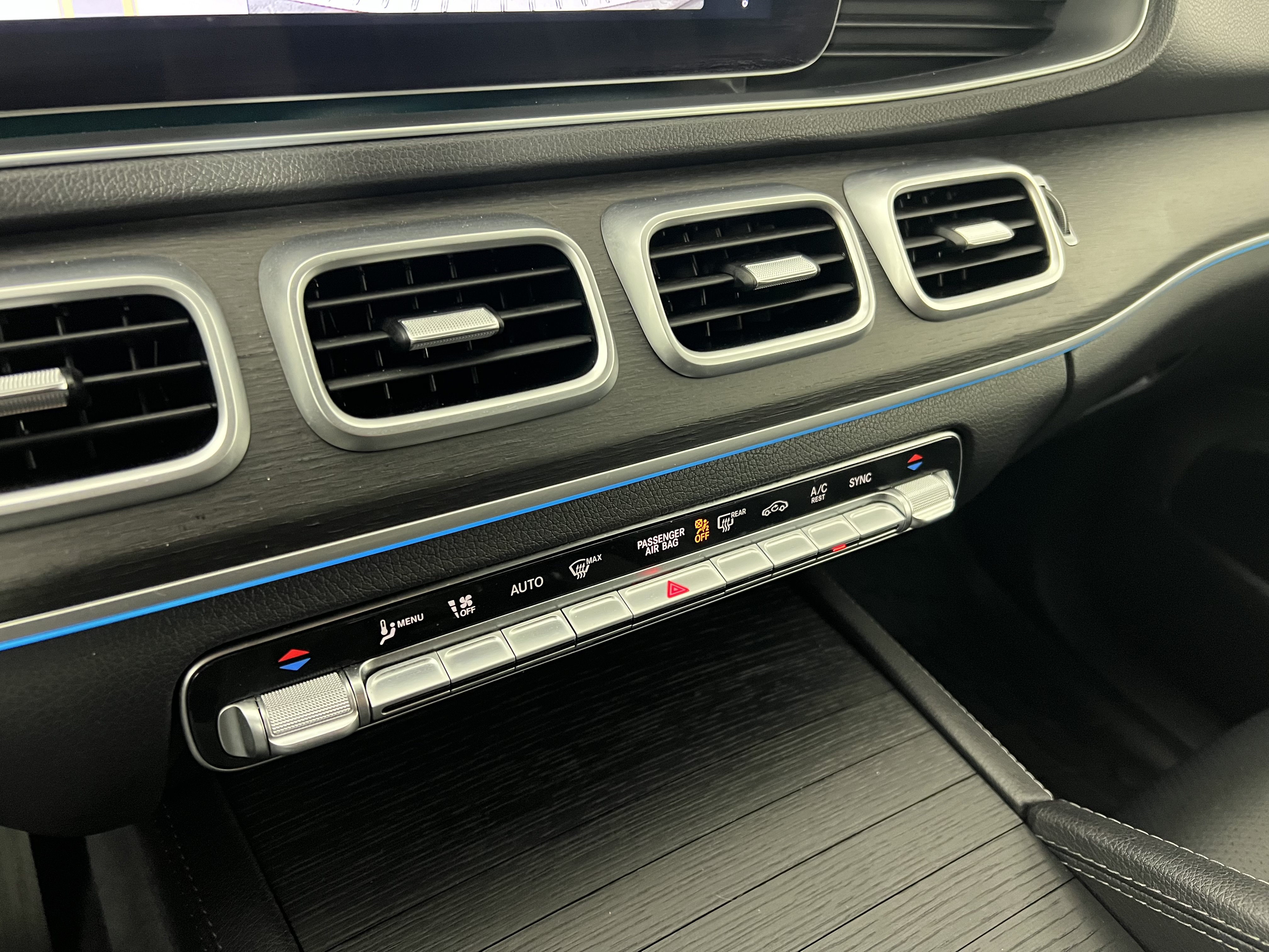 Certified 2022 Mercedes-Benz GLE 350 4MATIC image 32