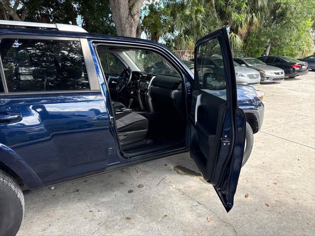 Used 2017 Toyota 4Runner SR5 RWD image 12