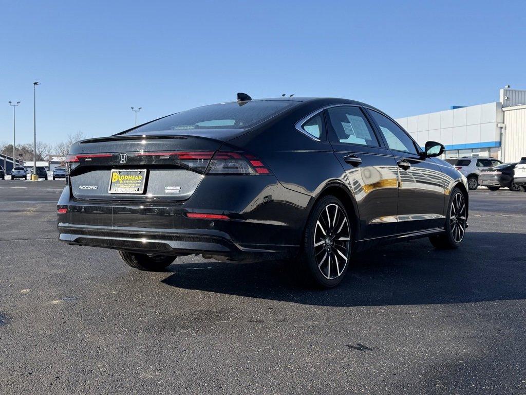 Used 2023 Honda Accord Touring image 10