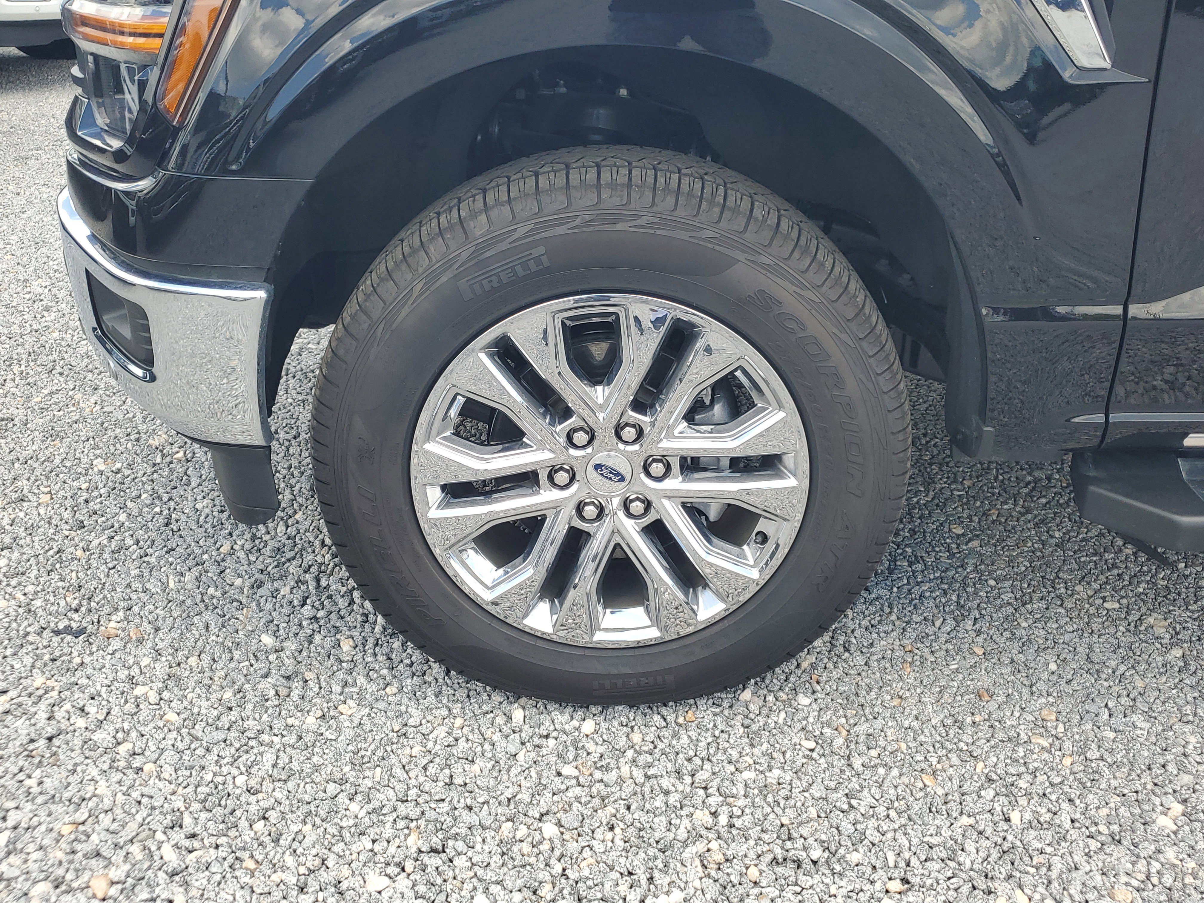 New 2025 Ford F150 XLT w/ Equipment Group 302A MID image 7