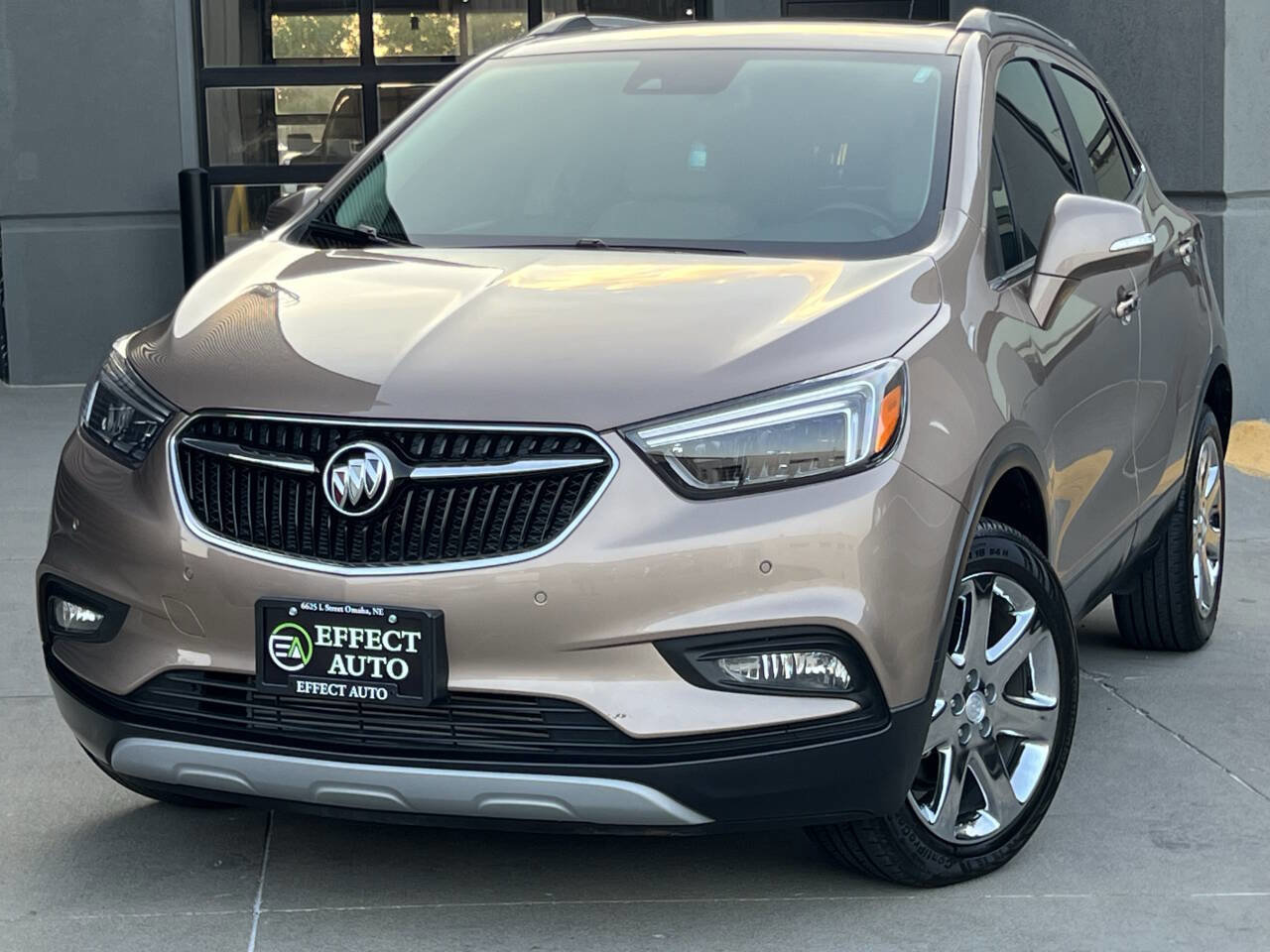 Used 2019 Buick Encore Essence w/ Experience Buick Package image 3