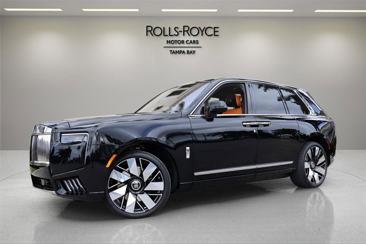 Used 2025 Rolls-Royce Cullinan image 1
