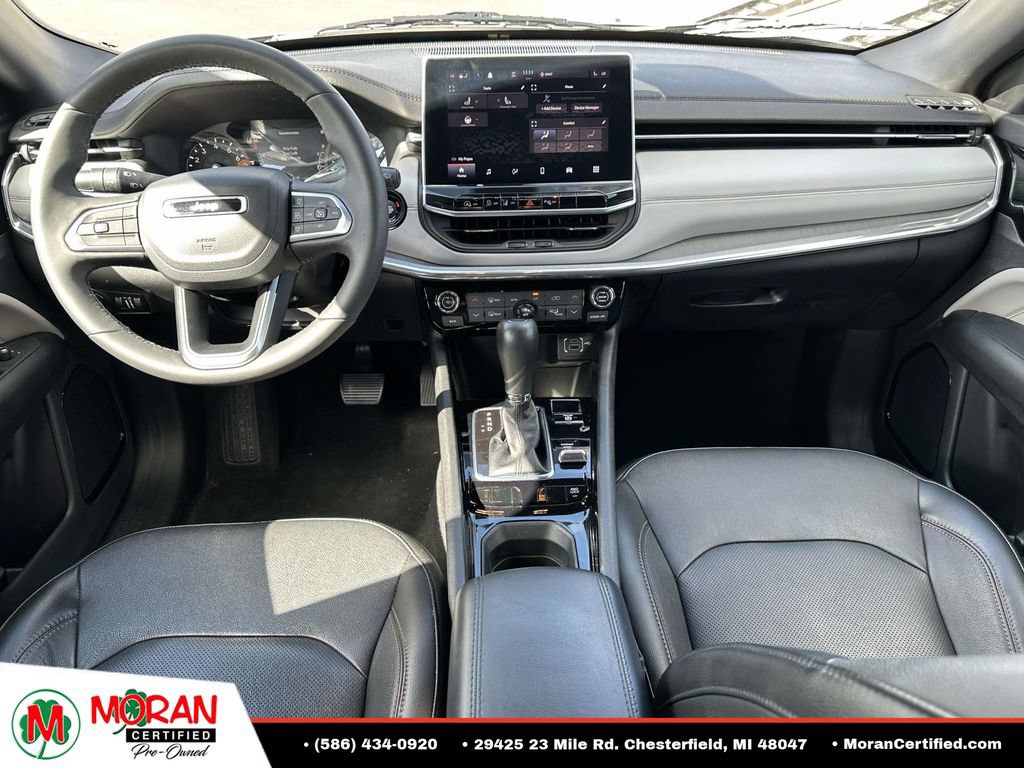 Used 2023 Jeep Compass Limited AWD/4WD image 13