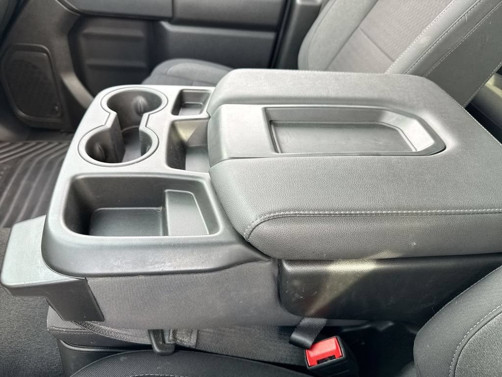 Used 2025 Chevrolet Silverado 2500 Custom w/ Custom Value Package AWD/4WD image 21