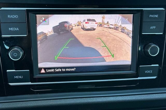 Used 2024 Volkswagen Jetta Sport image 18