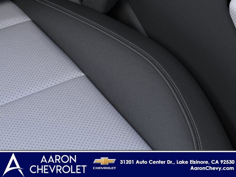 New 2026 Chevrolet Equinox EV LT AWD/4WD image 21