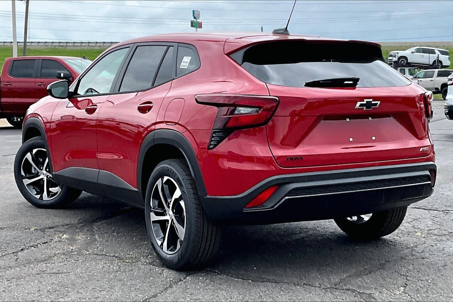 New 2026 Chevrolet Trax RS w/ Driver Confidence Package FWD image 3