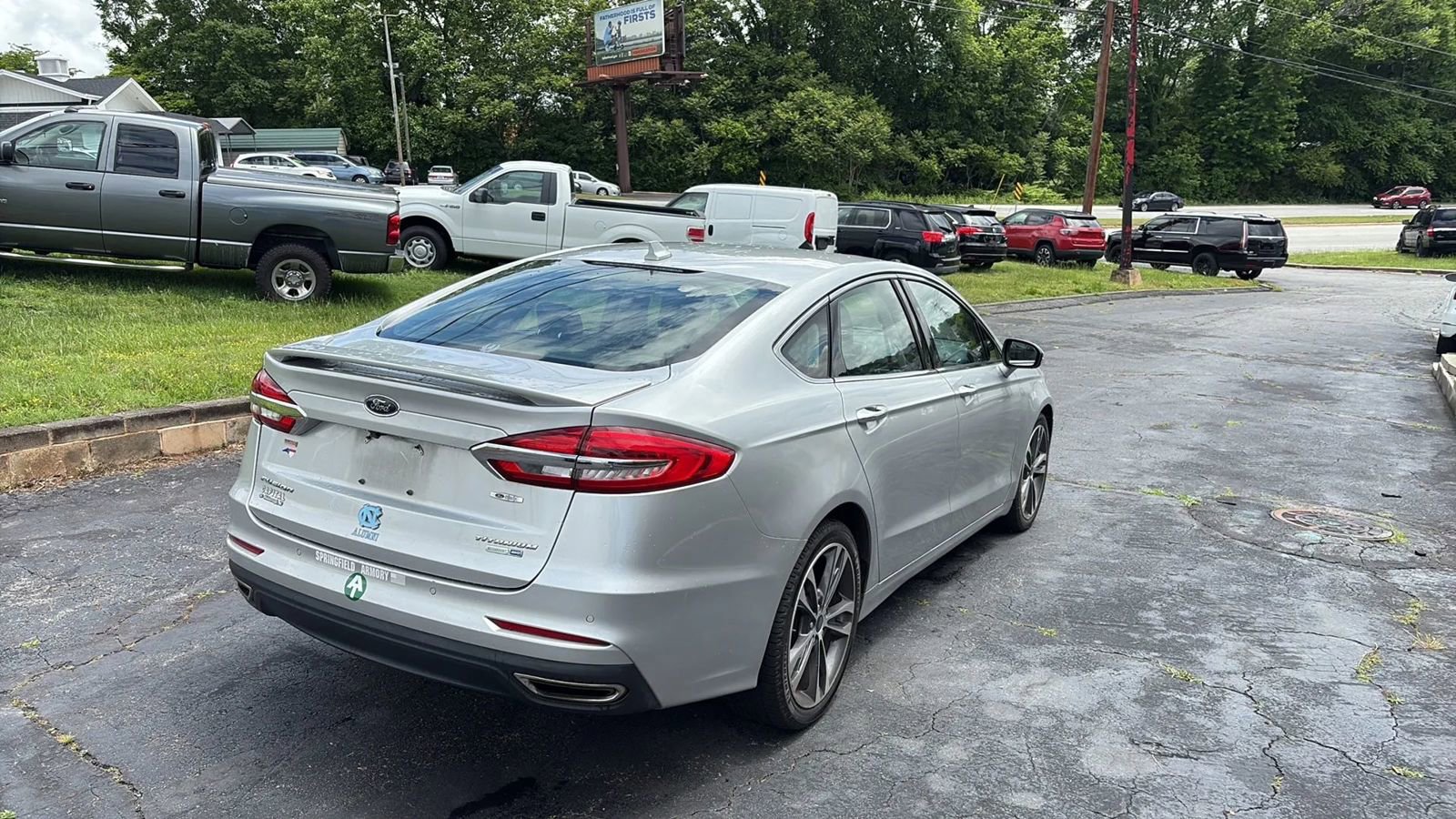 Used 2019 Ford Fusion Titanium image 5