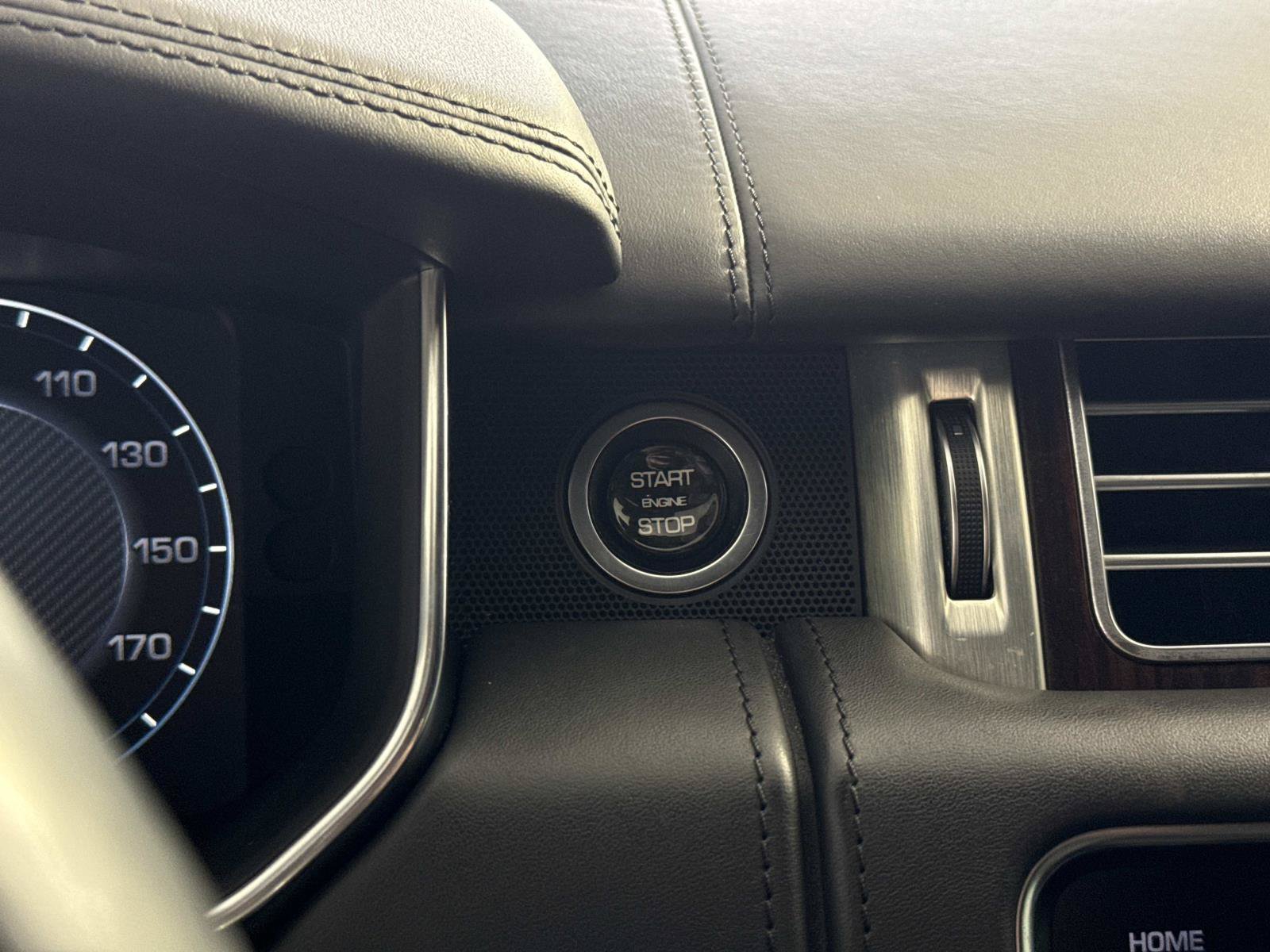 Used 2014 Land Rover Range Rover Long Wheelbase Autobiography AWD/4WD image 30